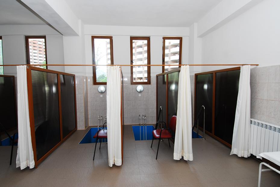 Hôtel Sara'S Sons à Băile Herculane Extérieur photo